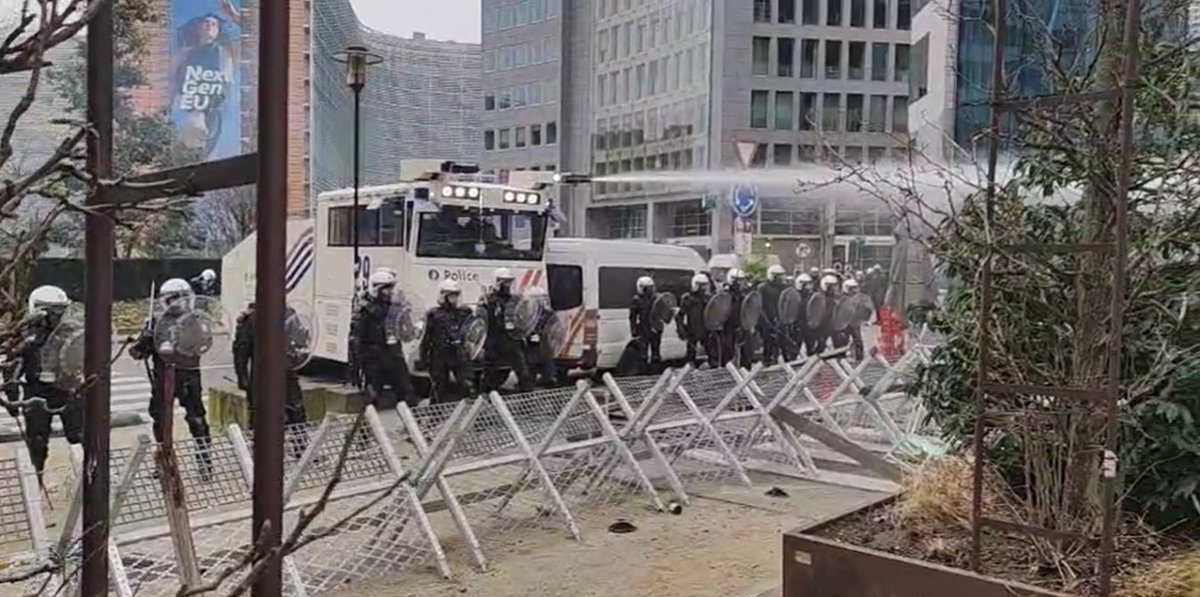 Demonstration against health measures: incidents break out near the Schuman roundabout
